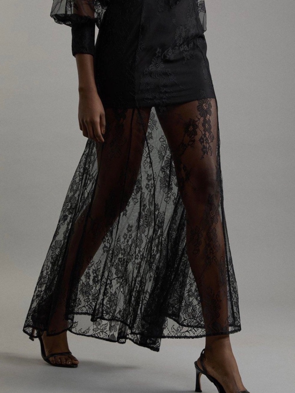 Karen Mullen lace skirt